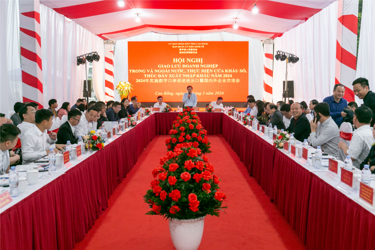 Doanh nghiệp Việt Nam – Trung Quốc hội đàm thúc đẩy phát triển kinh tế cửa khẩu tỉnh Cao Bằng (30/03/2024)